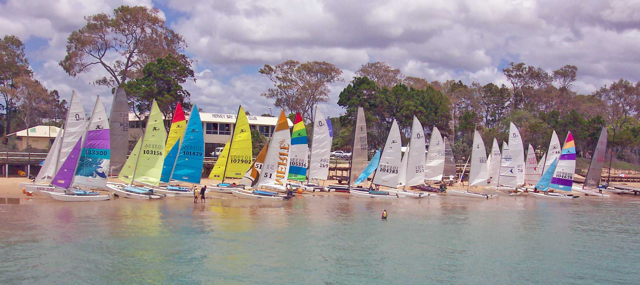 Hervey Bay Sailing Club - promoting off the beach sailing on the Fraser ...